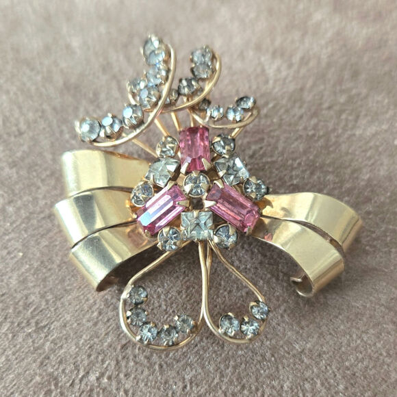 Vintage signed M&S‎ 12K Gold filled Pink and White Rhinestone Brooch or Pendant - Picture 8 of 8